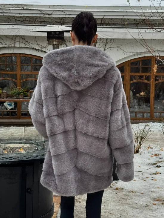 Полушубок норковый с капюшоном - фото 6