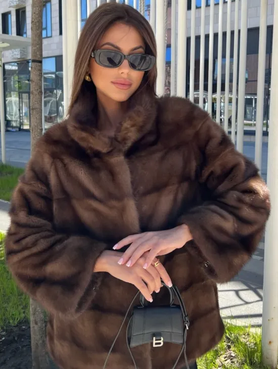 Шуба из соболиной норки с воротником стойка - фото 0