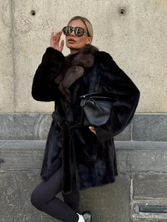 Норковая шуба махагон с куницей - фото 10