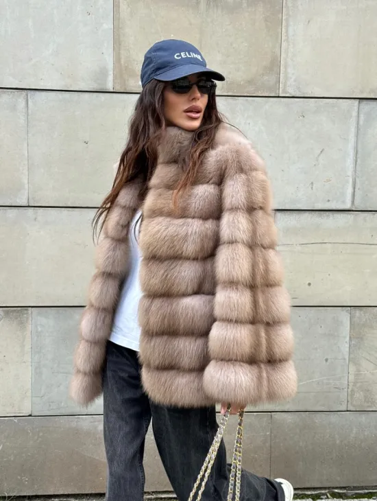 Шуба из меха куницы - фото 9