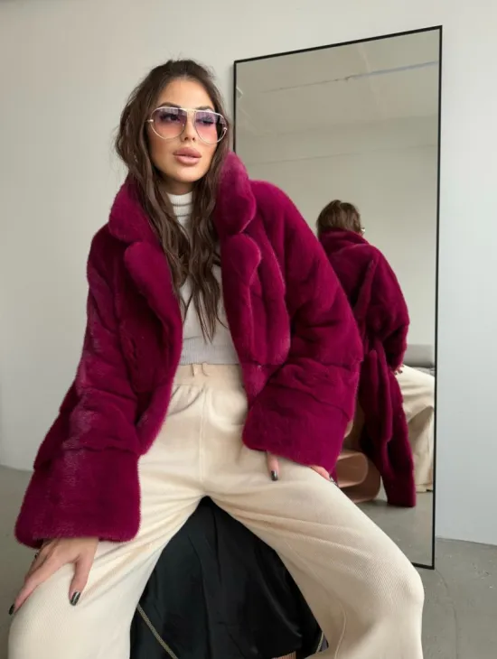 Шуба из меха плюшевой норки Velvet - английский воротник - фото 3