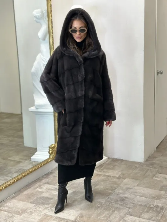 Норковая шуба в цвете графитовый уголь с капюшоном - фото 3